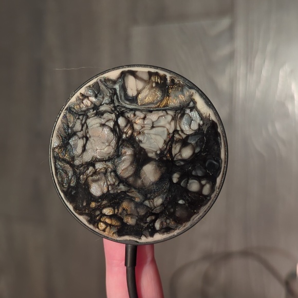 Wireless phone charger - Picture 2 of 7